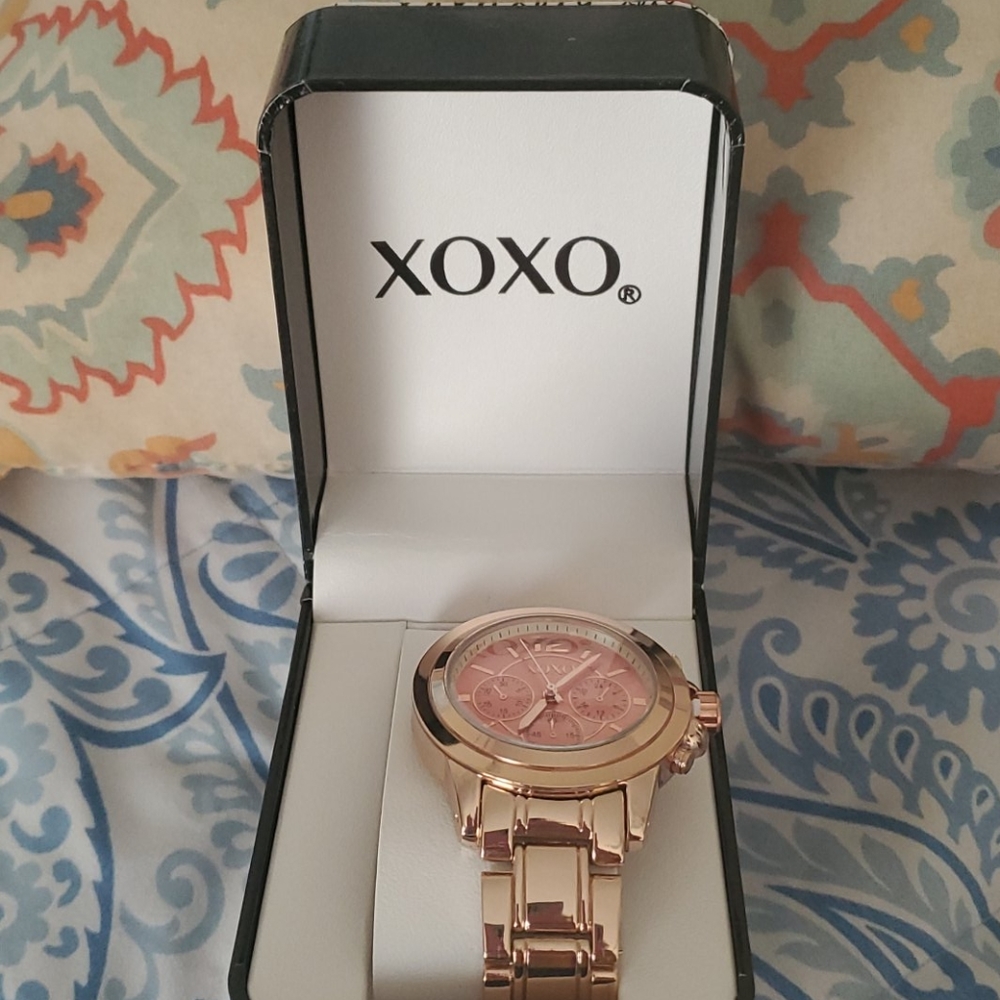 Watch - Picture 2 of 2